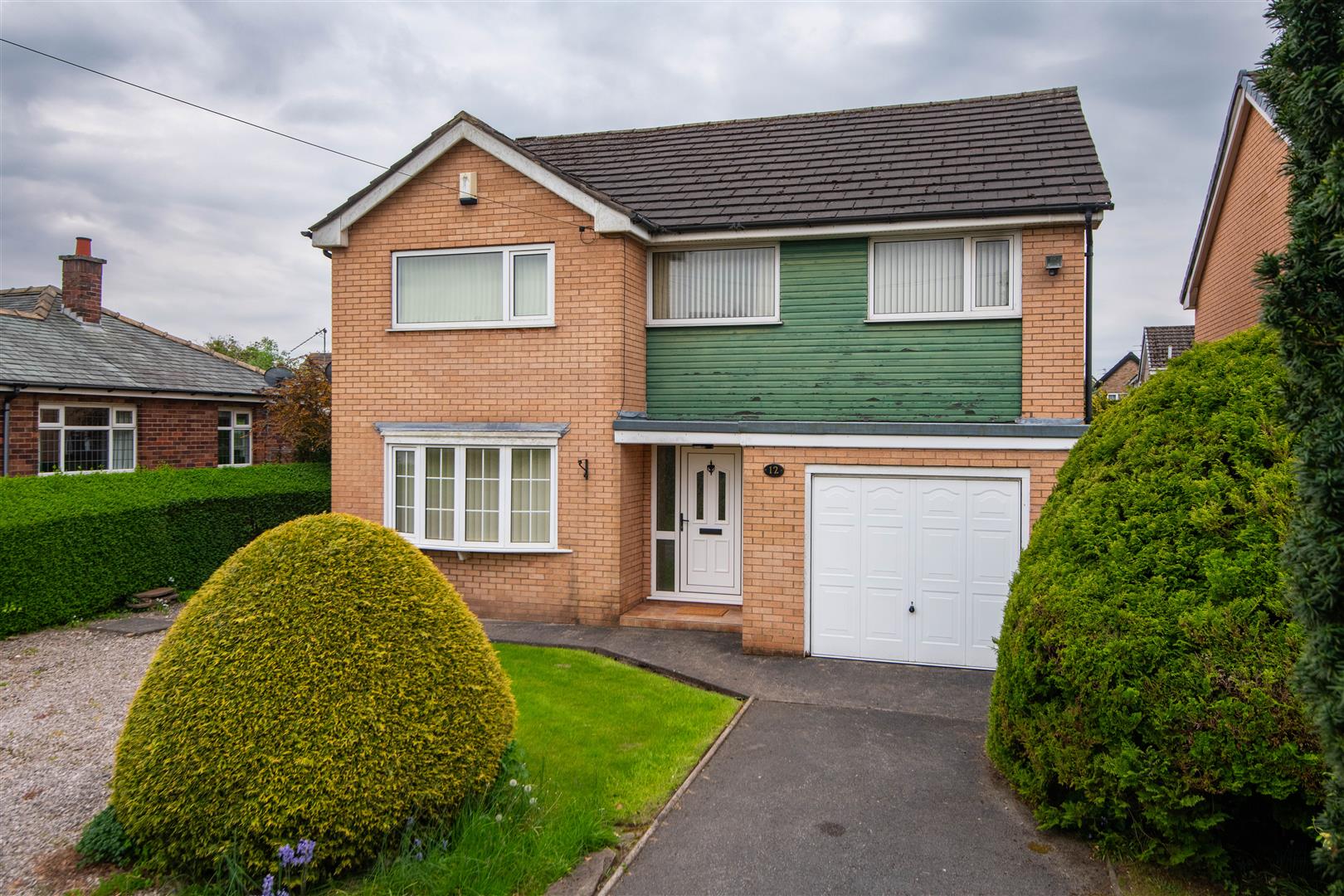 4 bed property in Lancaster Lane, Leyland
